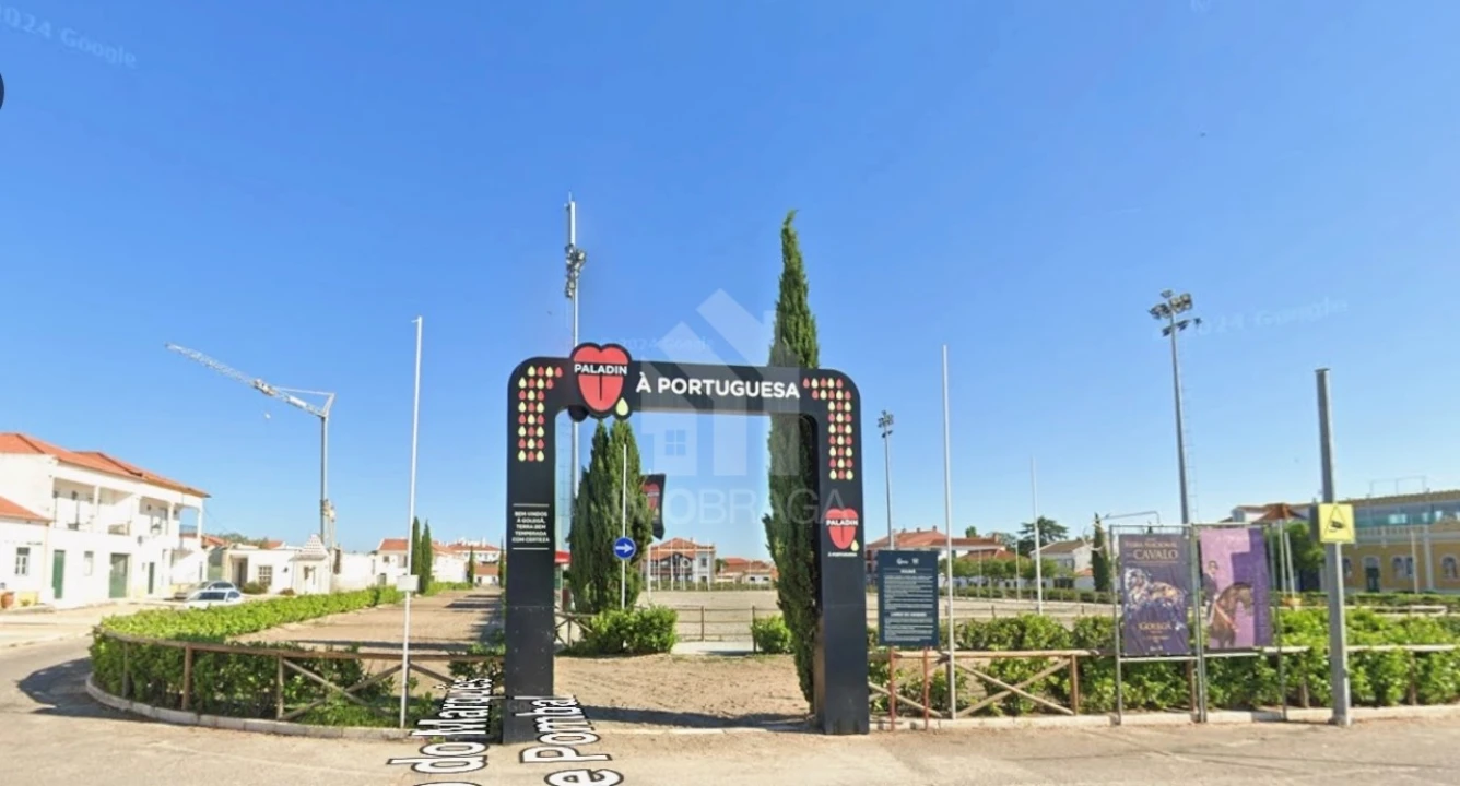 Moradia T5 para Venda em Golegã Foto 13