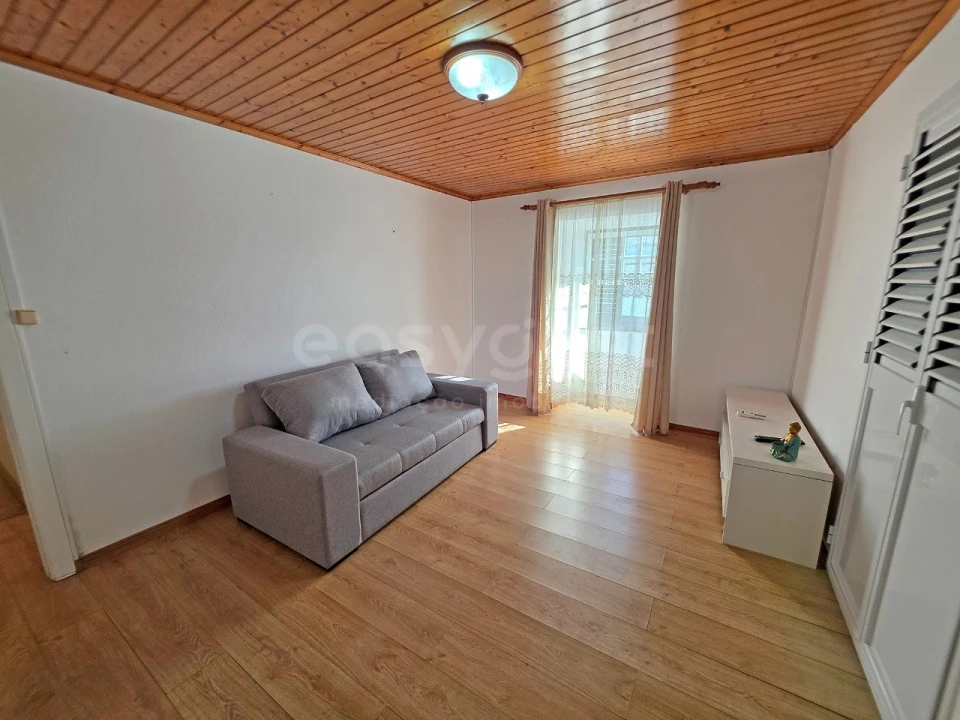 Moradia T2 para Venda em Madalena Foto 9