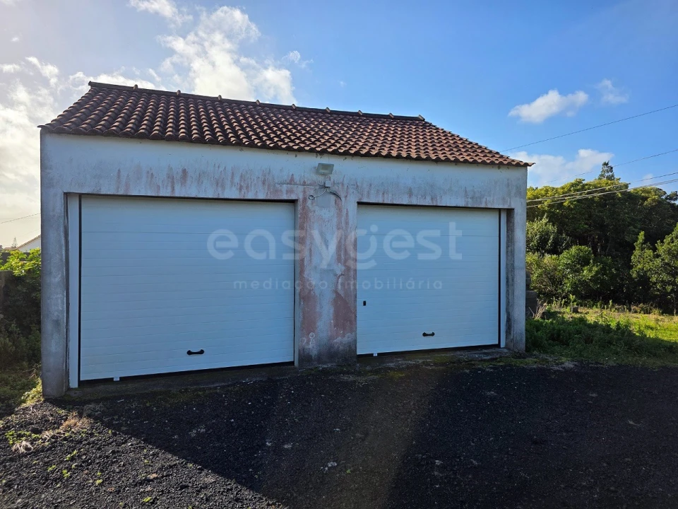 Moradia T2 para Venda em Madalena Foto 17