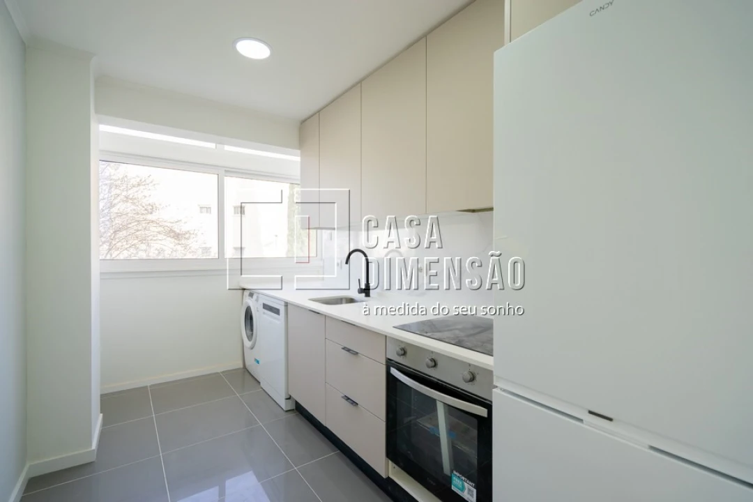 Apartamento T2 para Venda em Águas Livres Foto 13