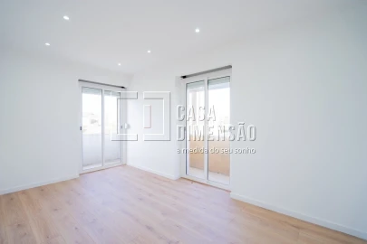 Apartamento T2 para Venda em Águas Livres