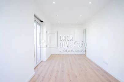 Apartamento T2 para Venda em Águas Livres