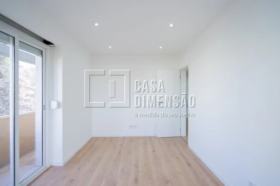 Apartamento T2 para Venda em Águas Livres