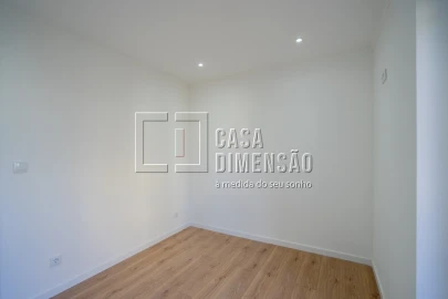 Apartamento T2 para Venda em Águas Livres