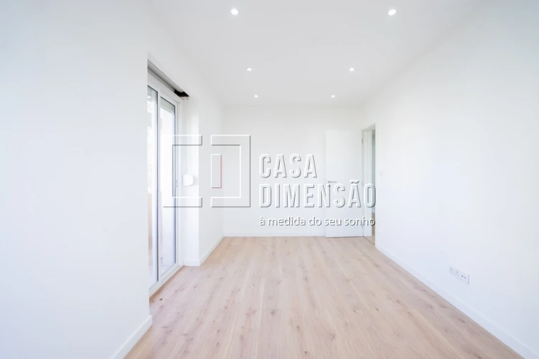 Apartamento T2 para Venda em Águas Livres Foto 8