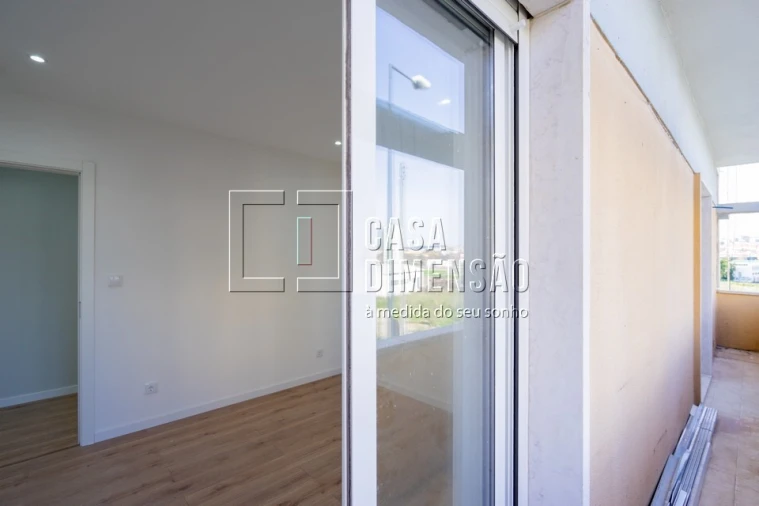 Apartamento T2 para Venda em Águas Livres Foto 1