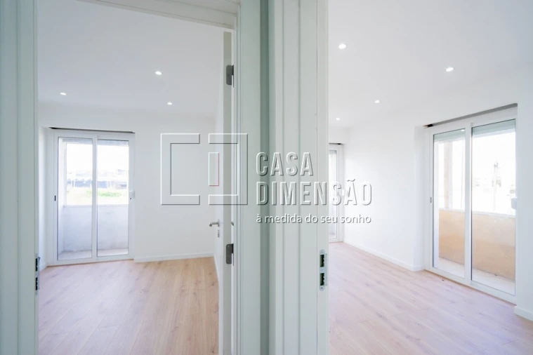 Apartamento T2 para Venda em Águas Livres Foto 27