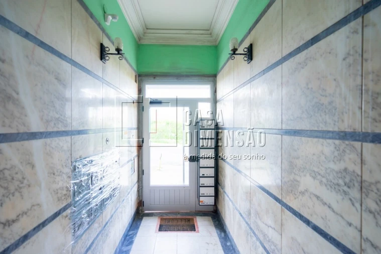 Apartamento T2 para Venda em Águas Livres Foto 29