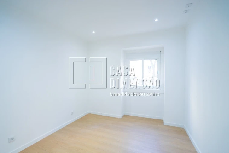 Apartamento T2 para Venda em Mina de Água Foto 9