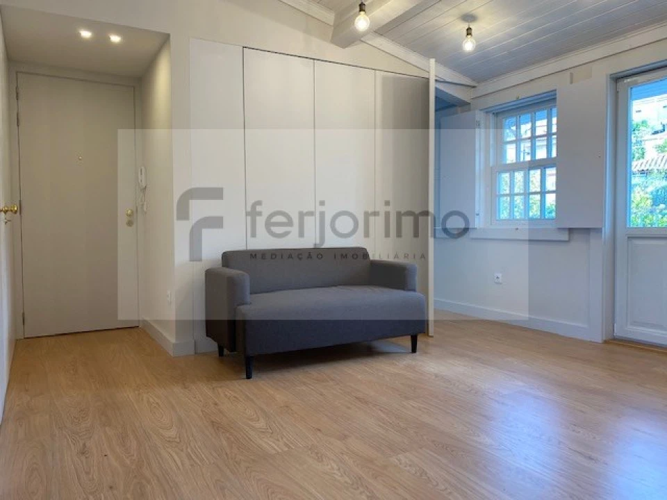 Apartamento T1 para Arrendamento em Azurem Foto 5