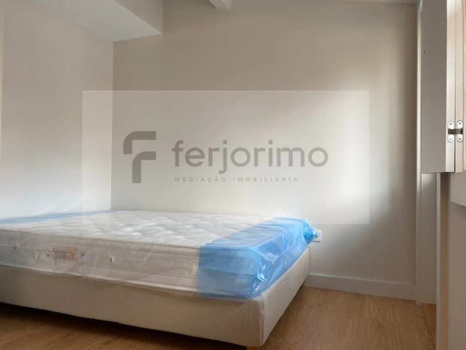 Apartamento T1 para Arrendamento em Azurem Foto 6