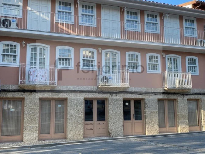 Apartamento T1 para Arrendamento em Azurem Foto 1