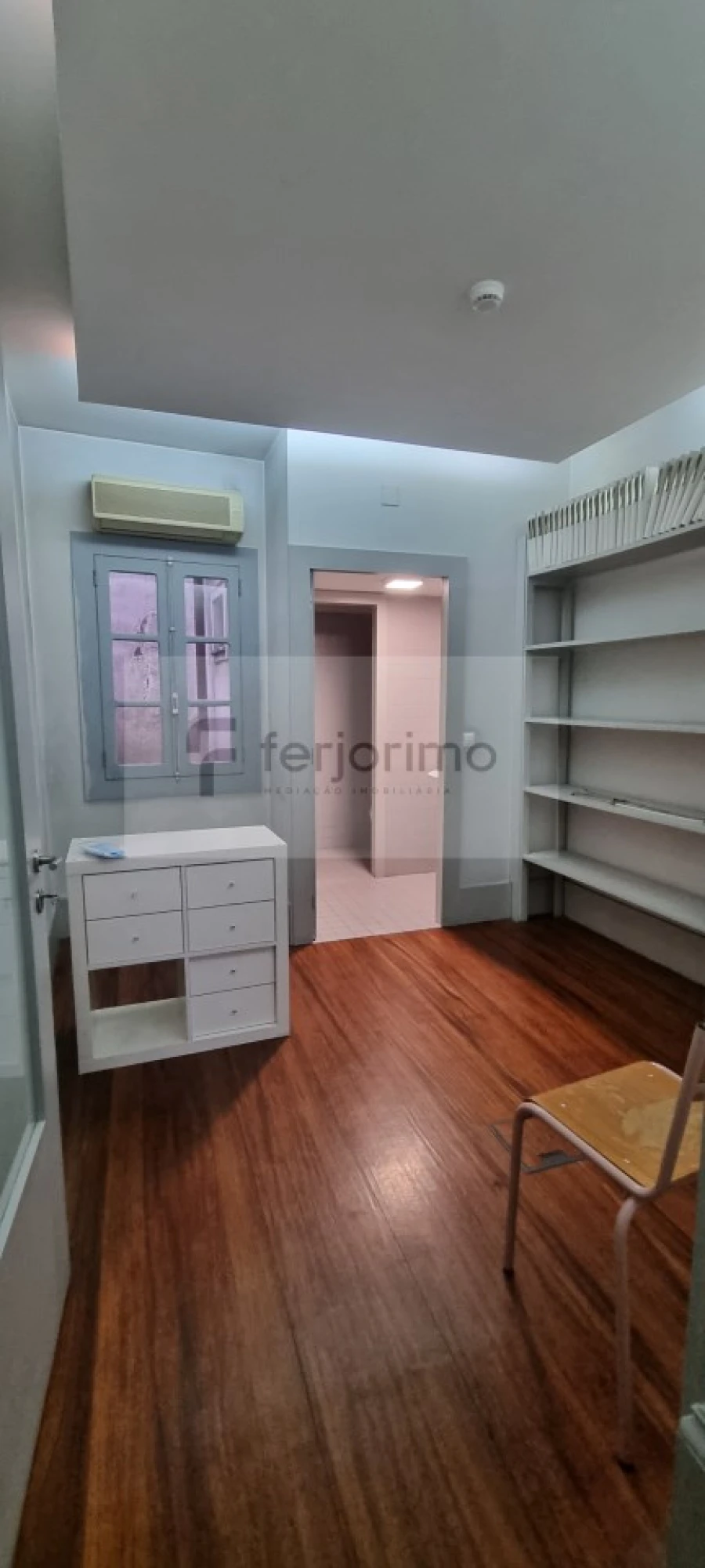 Prédio para Arrendamento em Oliveira, São Paio e São Sebastião Foto 20