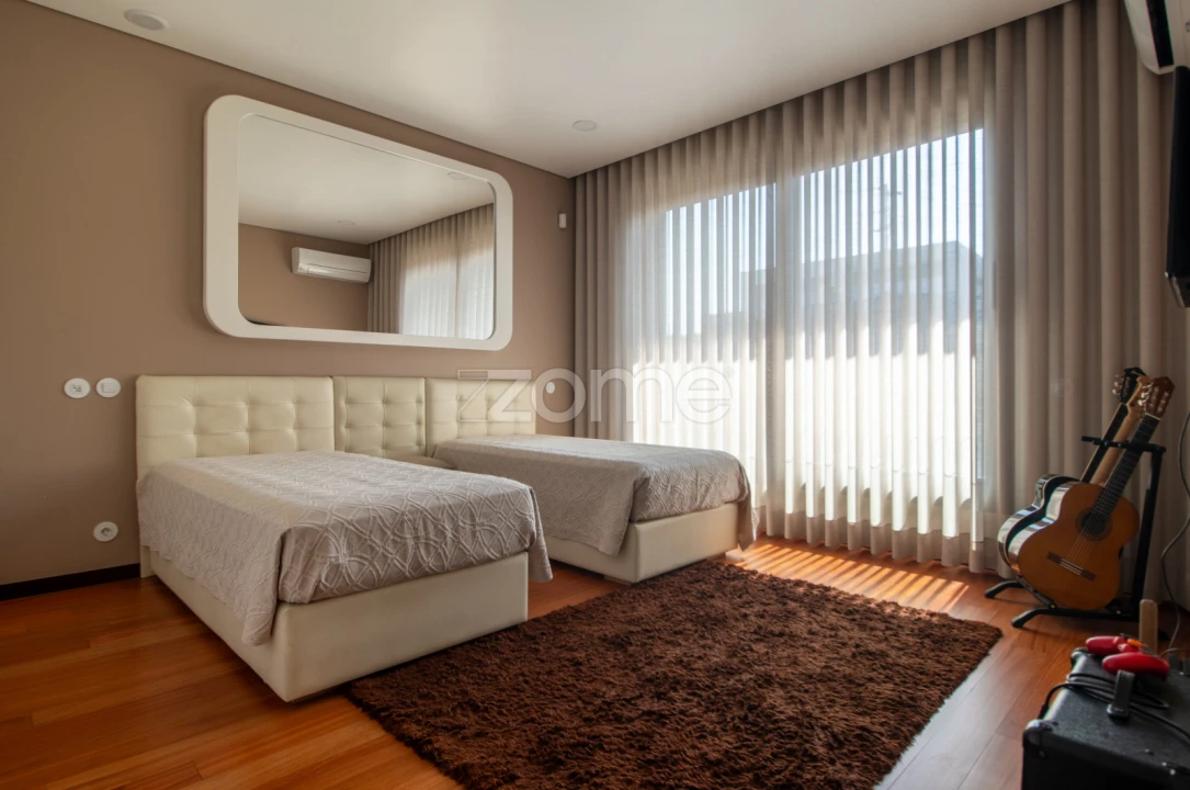 Moradia T4 para Venda em Ermesinde Foto 10