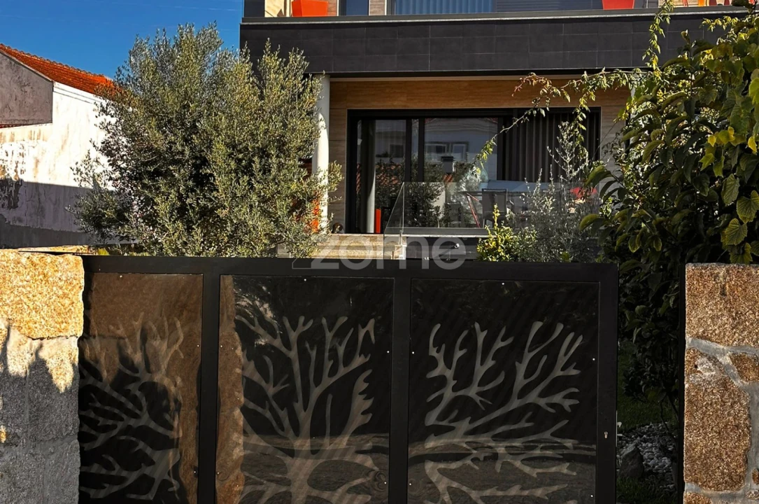 Moradia T4 para Venda em Ermesinde Foto 41