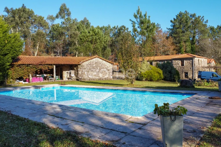 Quinta T7 para Venda em Mentrestido Foto 3