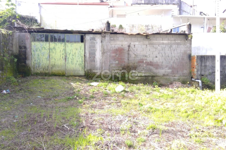 Terreno para Venda em Custóias, Leça do Balio e Guifões Foto 3