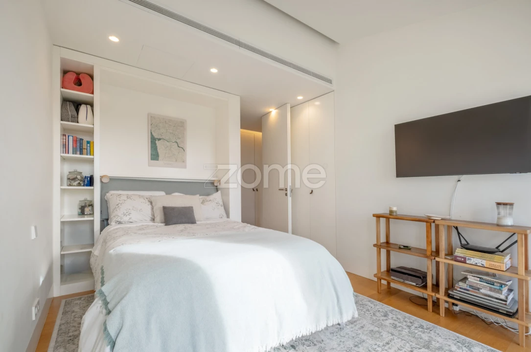 Apartamento T2 para Venda em Cedofeita, Santo Ildefonso, Sé, Miragaia, São Nicolau e Vitória Foto 23