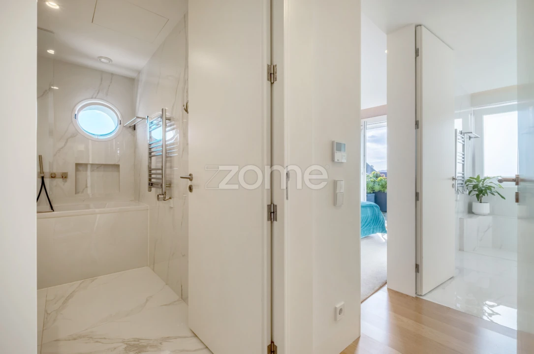 Apartamento T2 para Venda em Cedofeita, Santo Ildefonso, Sé, Miragaia, São Nicolau e Vitória Foto 24