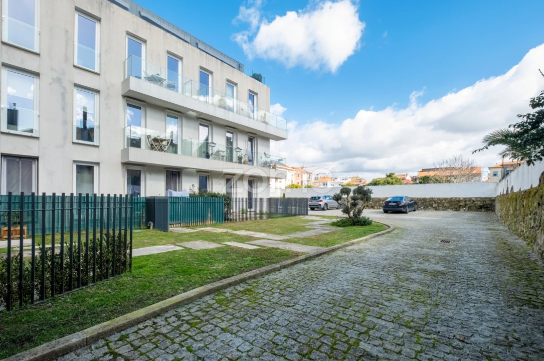 Apartamento T2 para Venda em Cedofeita, Santo Ildefonso, Sé, Miragaia, São Nicolau e Vitória Foto 38