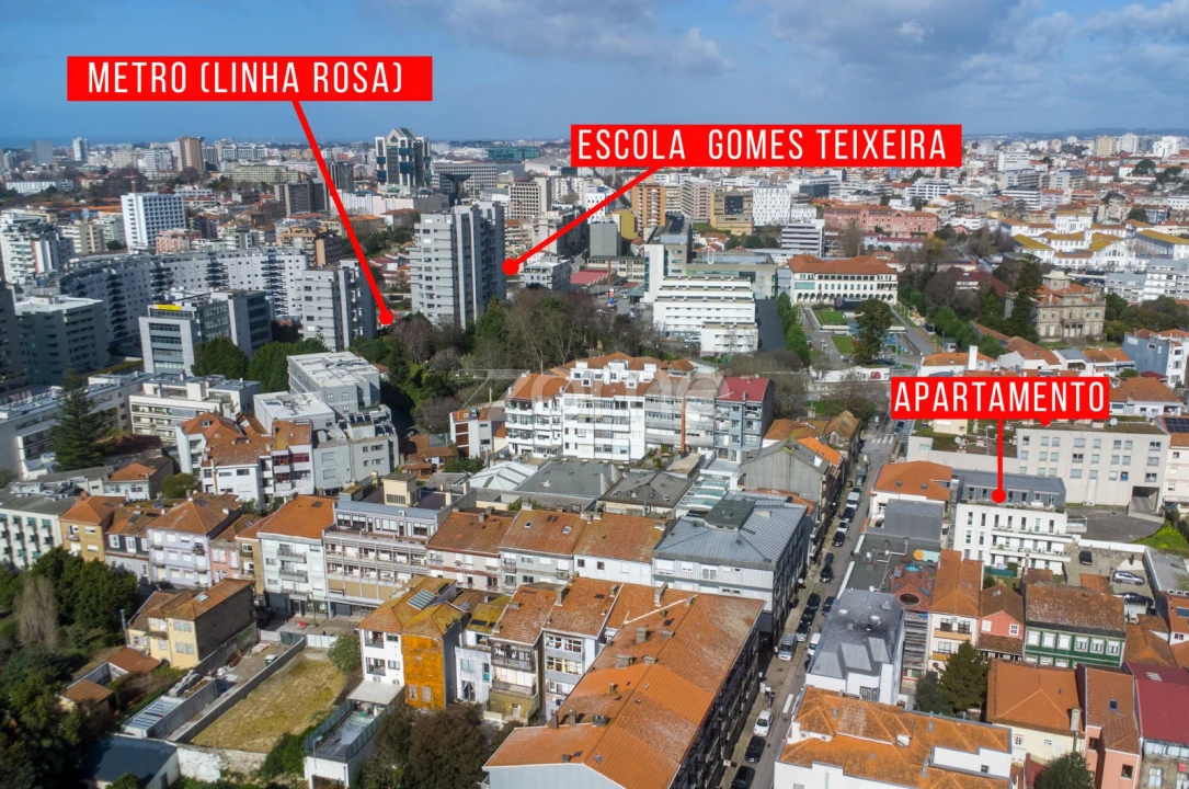 Apartamento T2 para Venda em Cedofeita, Santo Ildefonso, Sé, Miragaia, São Nicolau e Vitória Foto 47