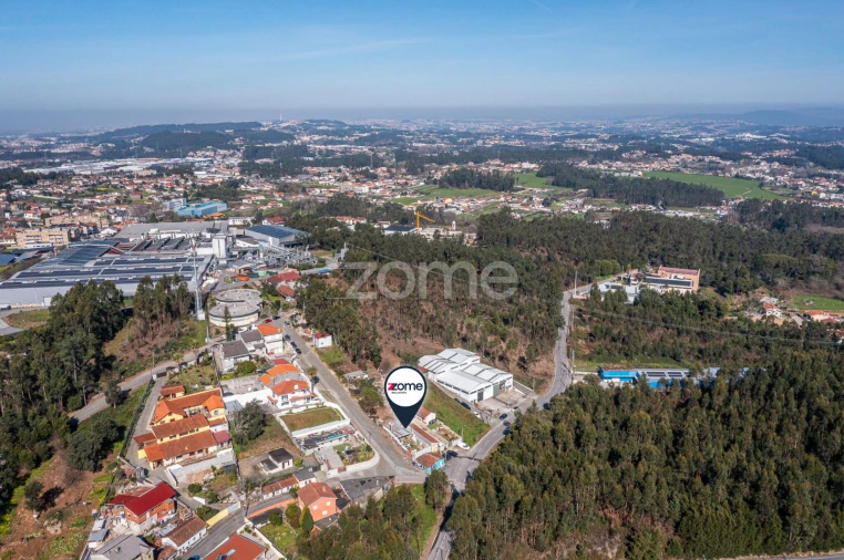 Moradia T3 para Venda em Argoncilhe Foto 16