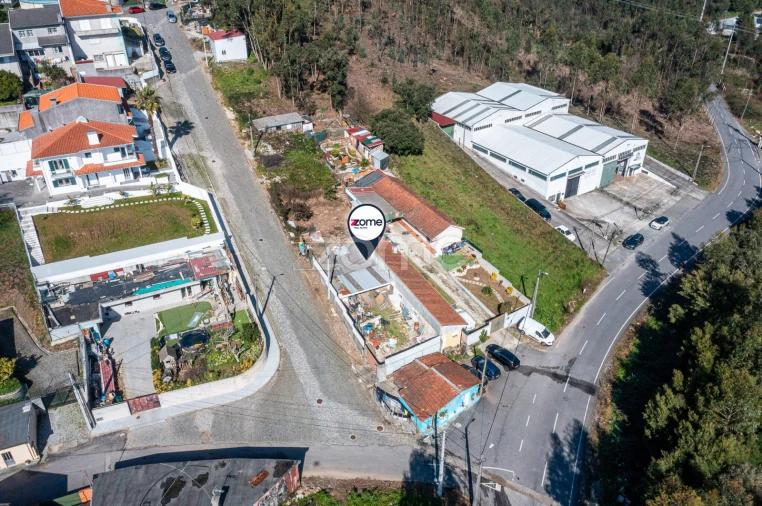 Moradia T3 para Venda em Argoncilhe Foto 17