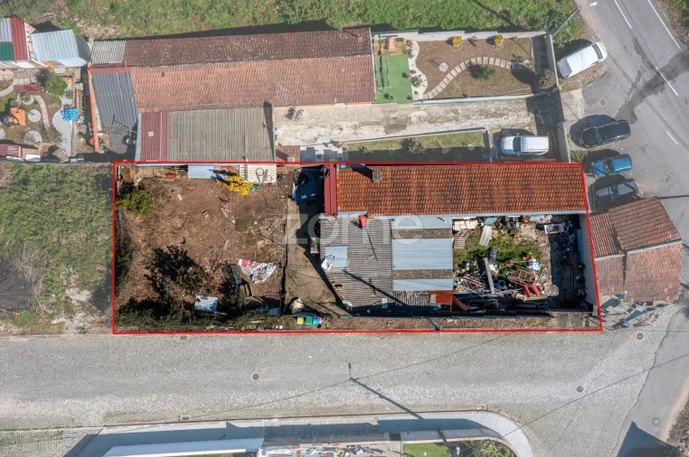 Moradia T3 para Venda em Argoncilhe Foto 2