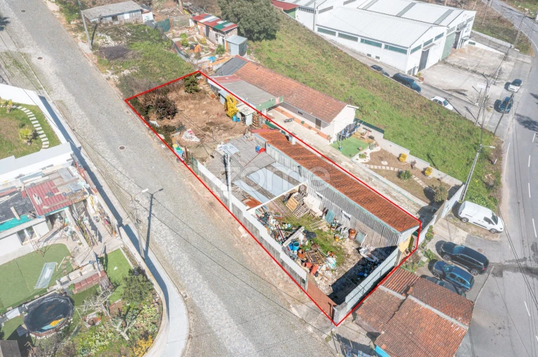 Moradia T3 para Venda em Argoncilhe