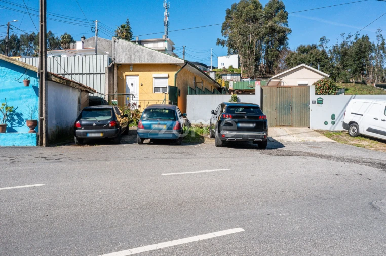 Moradia T3 para Venda em Argoncilhe Foto 26