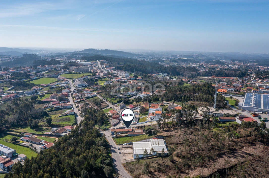 Moradia T3 para Venda em Argoncilhe Foto 10