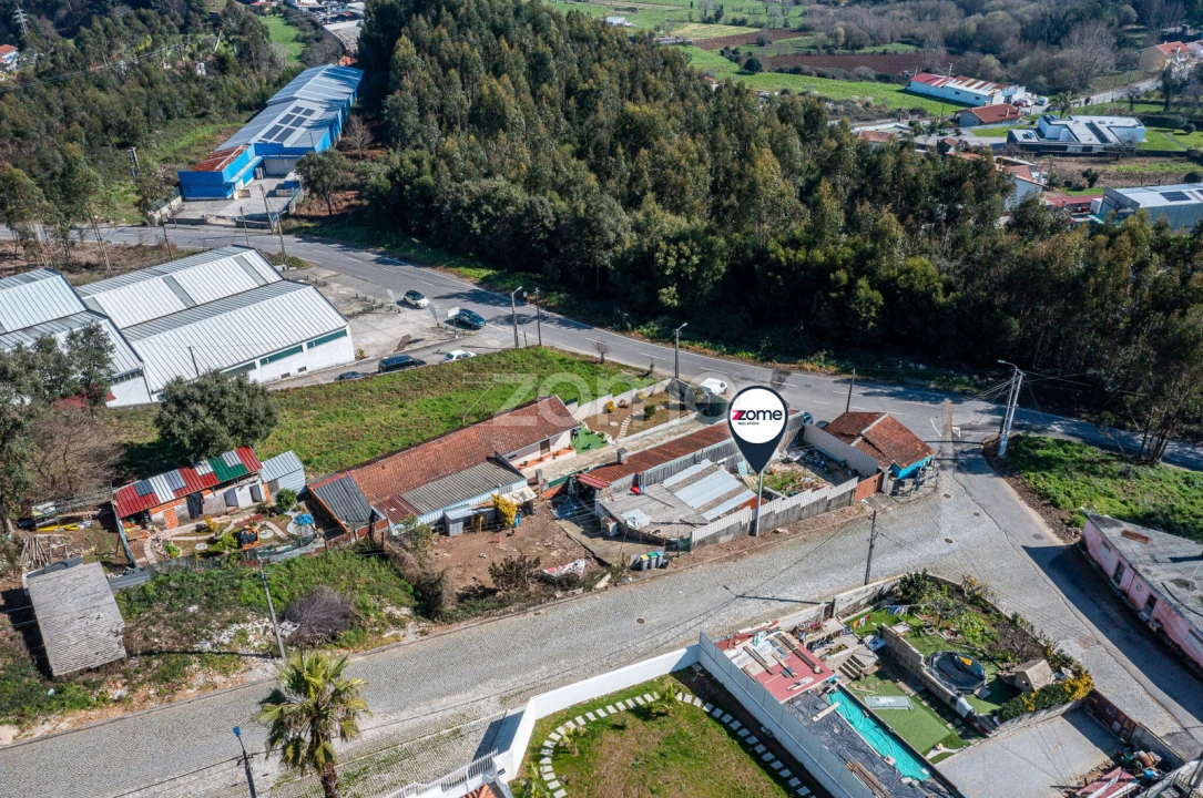 Moradia T3 para Venda em Argoncilhe Foto 23