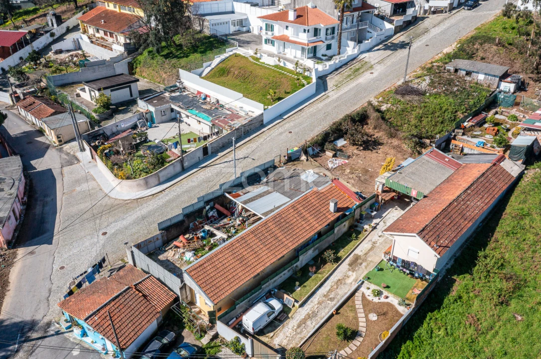 Moradia T3 para Venda em Argoncilhe Foto 25