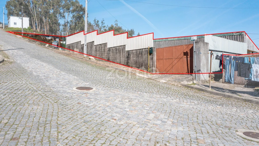Moradia T3 para Venda em Argoncilhe