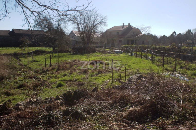 Moradia T3 para Venda em Ferreira de Aves Foto 13