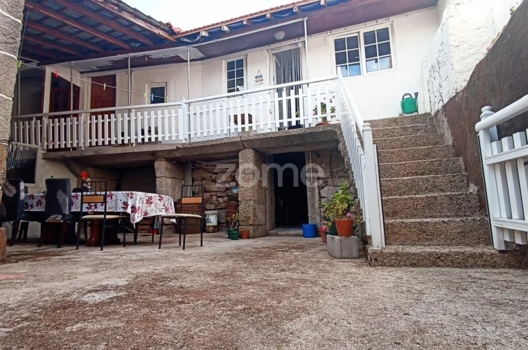 Moradia T3 para Venda em Ferreira de Aves