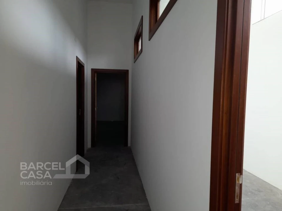 Armazém para Arrendamento em Rio Covo (Santa Eugenia) Foto 8