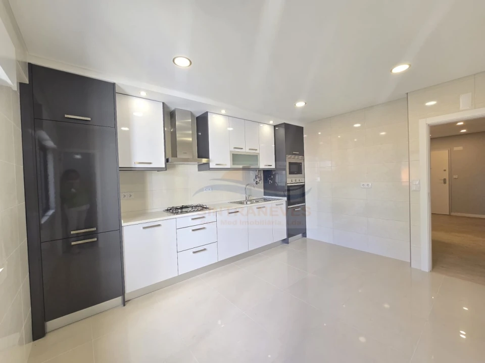 Apartamento T2 para Venda em Águas Livres Foto 7