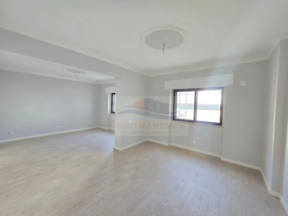 Apartamento T2 para Venda em Águas Livres Foto 14