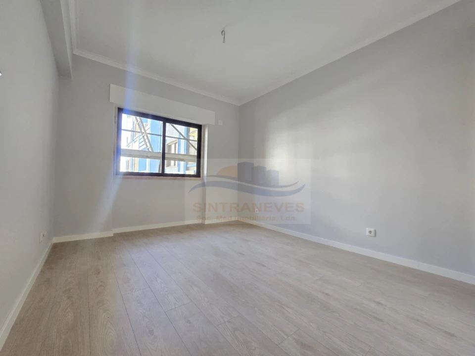 Apartamento T2 para Venda em Águas Livres Foto 15