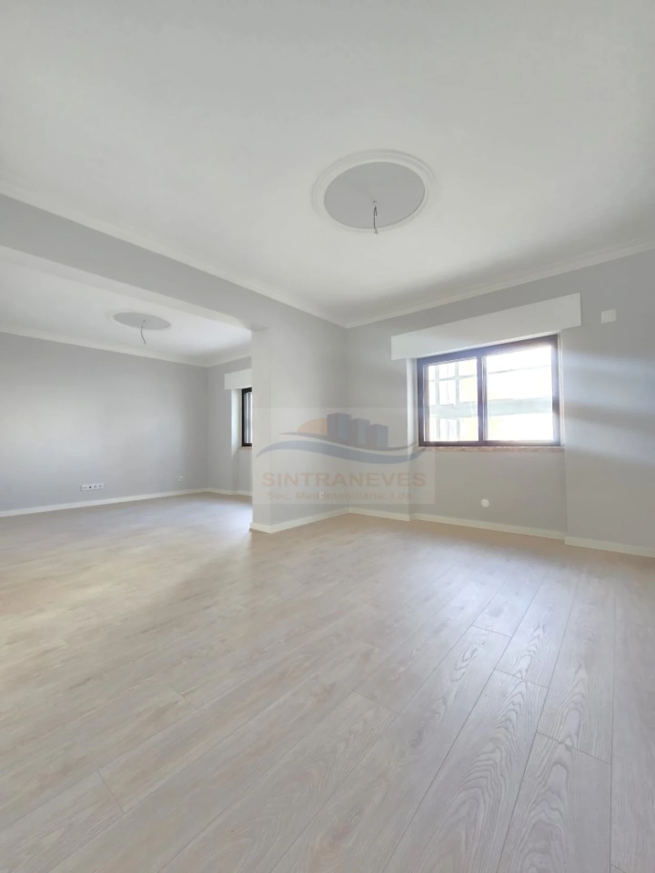 Apartamento T2 para Venda em Águas Livres Foto 22