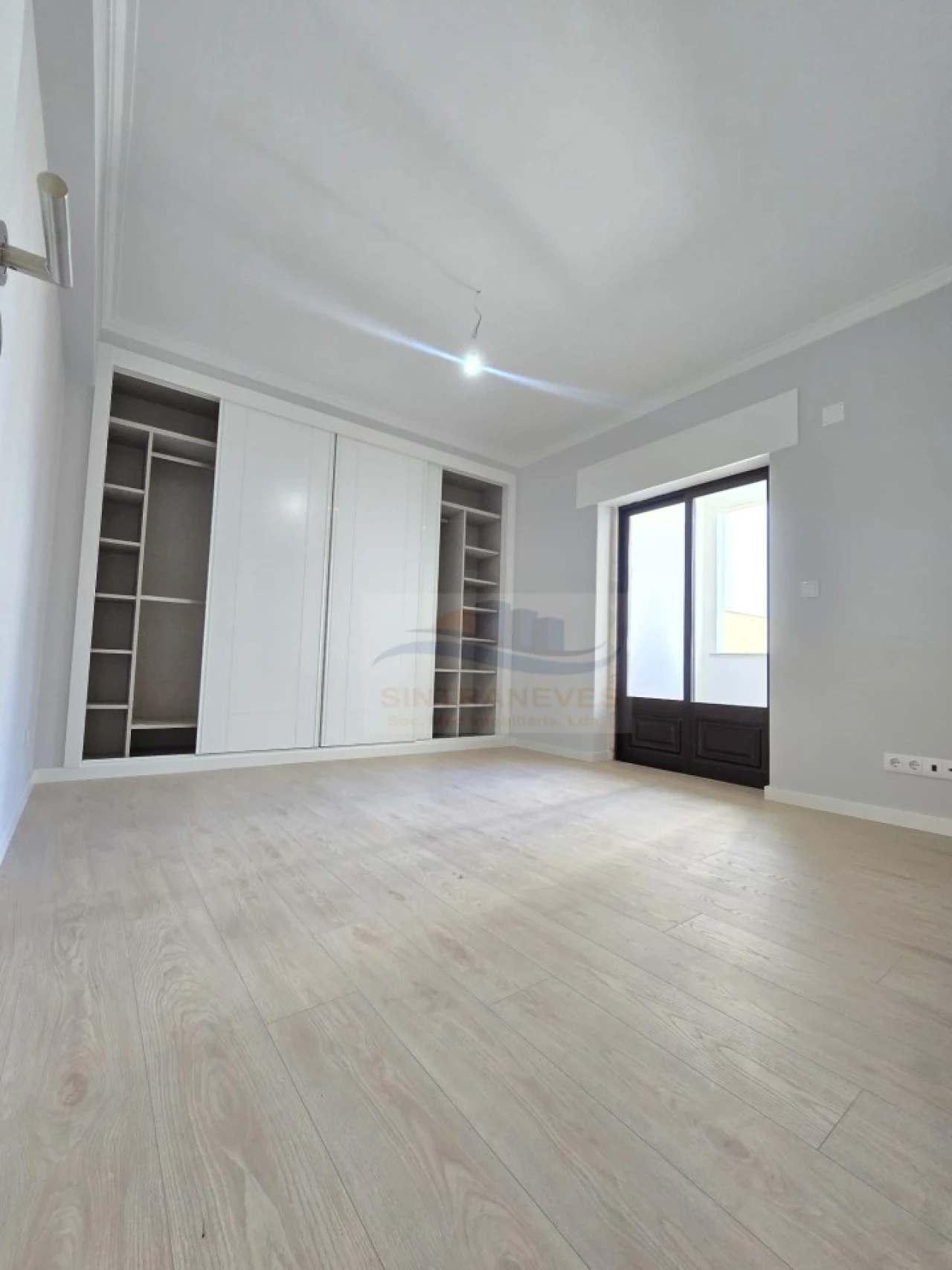 Apartamento T2 para Venda em Águas Livres Foto 30
