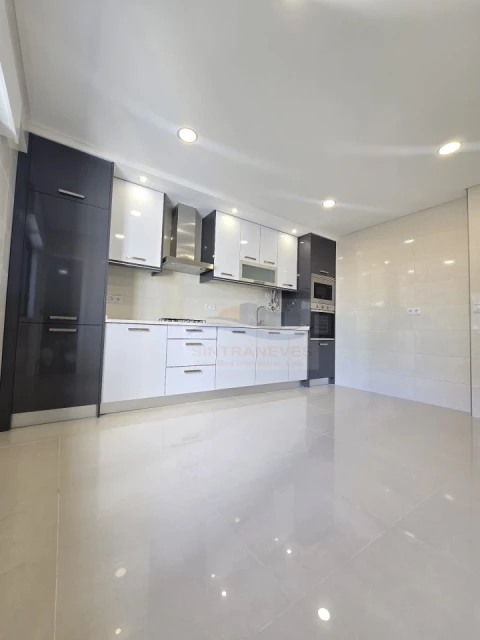Apartamento T2 para Venda em Águas Livres