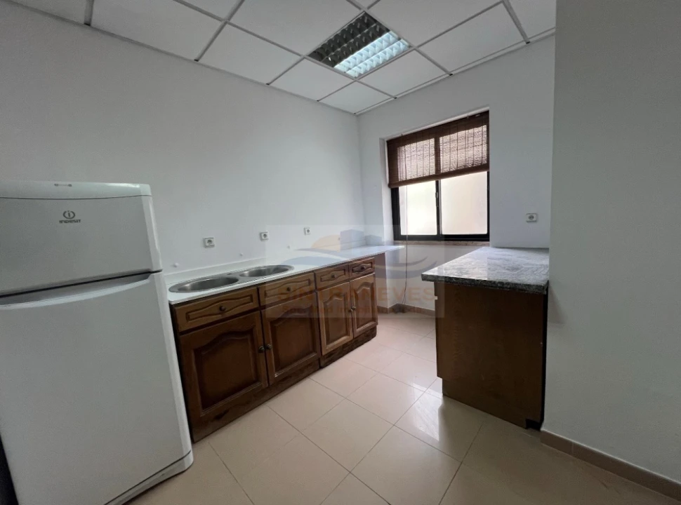 Apartamento T1 para Venda em Águas Livres Foto 5