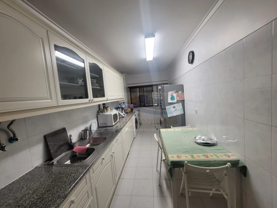 Apartamento T2 para Venda em Massamá e Monte Abraão Foto 7