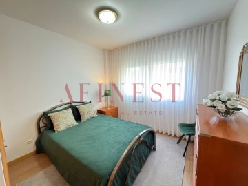 Apartamento T2 para Arrendamento em Parque das Nações