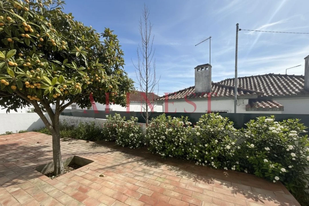 Moradia T2 para Arrendamento em Cascais e Estoril Foto 3