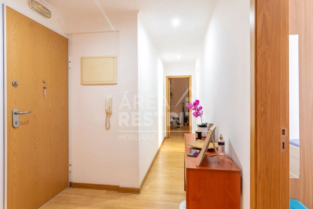Apartamento T2 para Venda em Amora Foto 7
