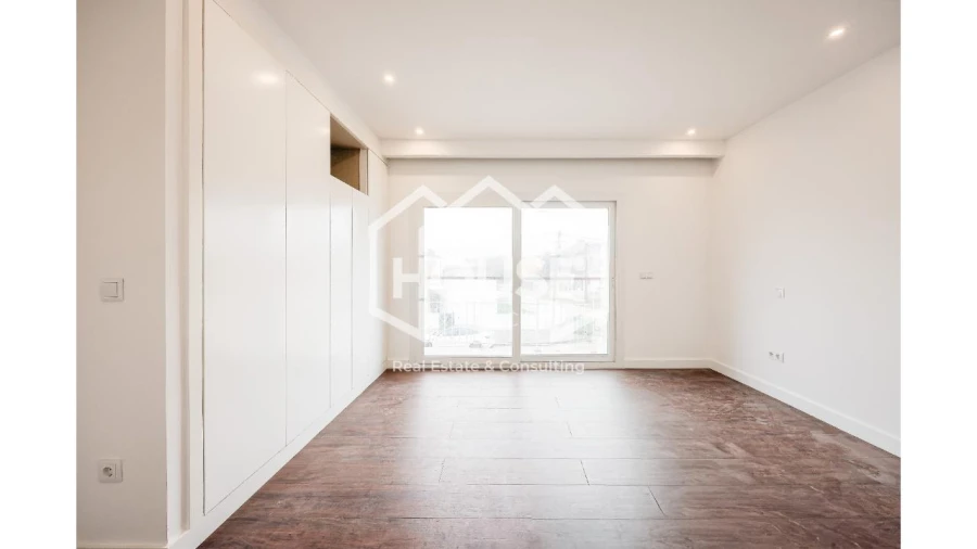 Moradia T5 para Venda em Gafanha da Encarnação Foto 19