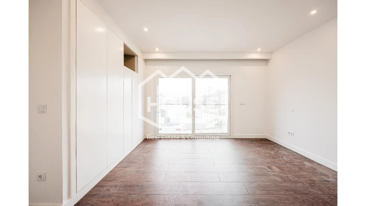 Moradia T5 para Venda em Gafanha da Encarnação Foto 19